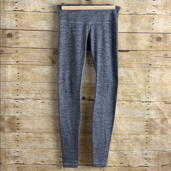 Lululemon Wunder Under Leggings - Picture 1 of 7